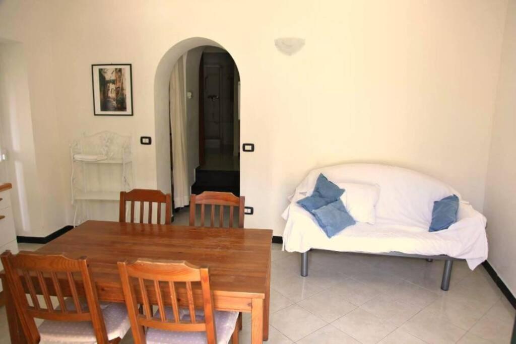 Le Case Della Lizza - Casa Blu Леванто Экстерьер фото